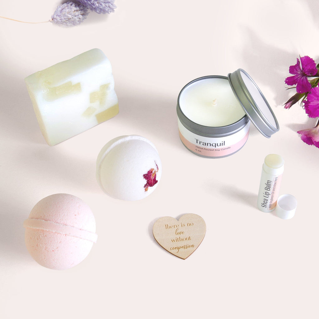New Baby Pearl Necklace Gift Box Set | Keepsake Jewelry for New Moms
